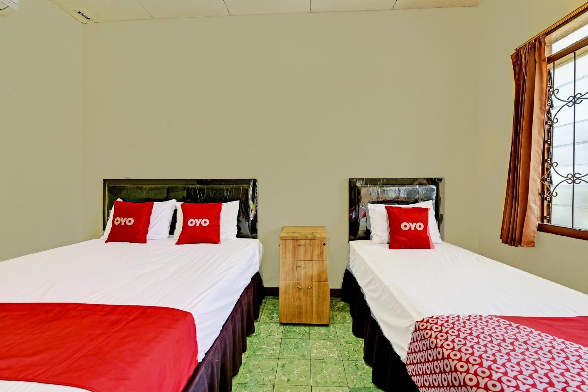Oyo 90443 Hotel New Kartika In Cilopadang ภายนอก รูปภาพ