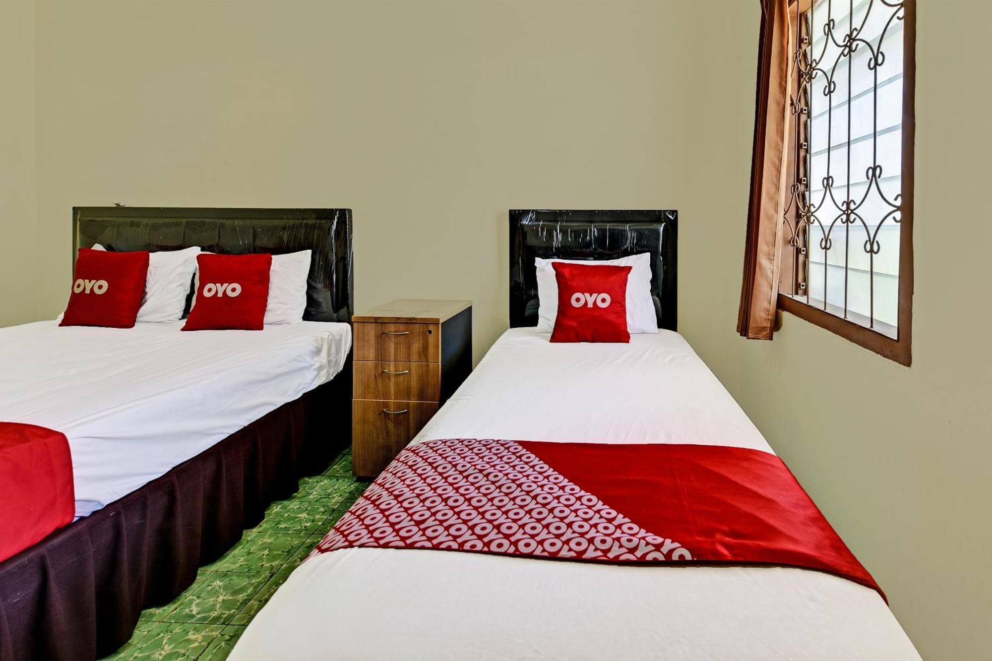 Oyo 90443 Hotel New Kartika In Cilopadang ภายนอก รูปภาพ
