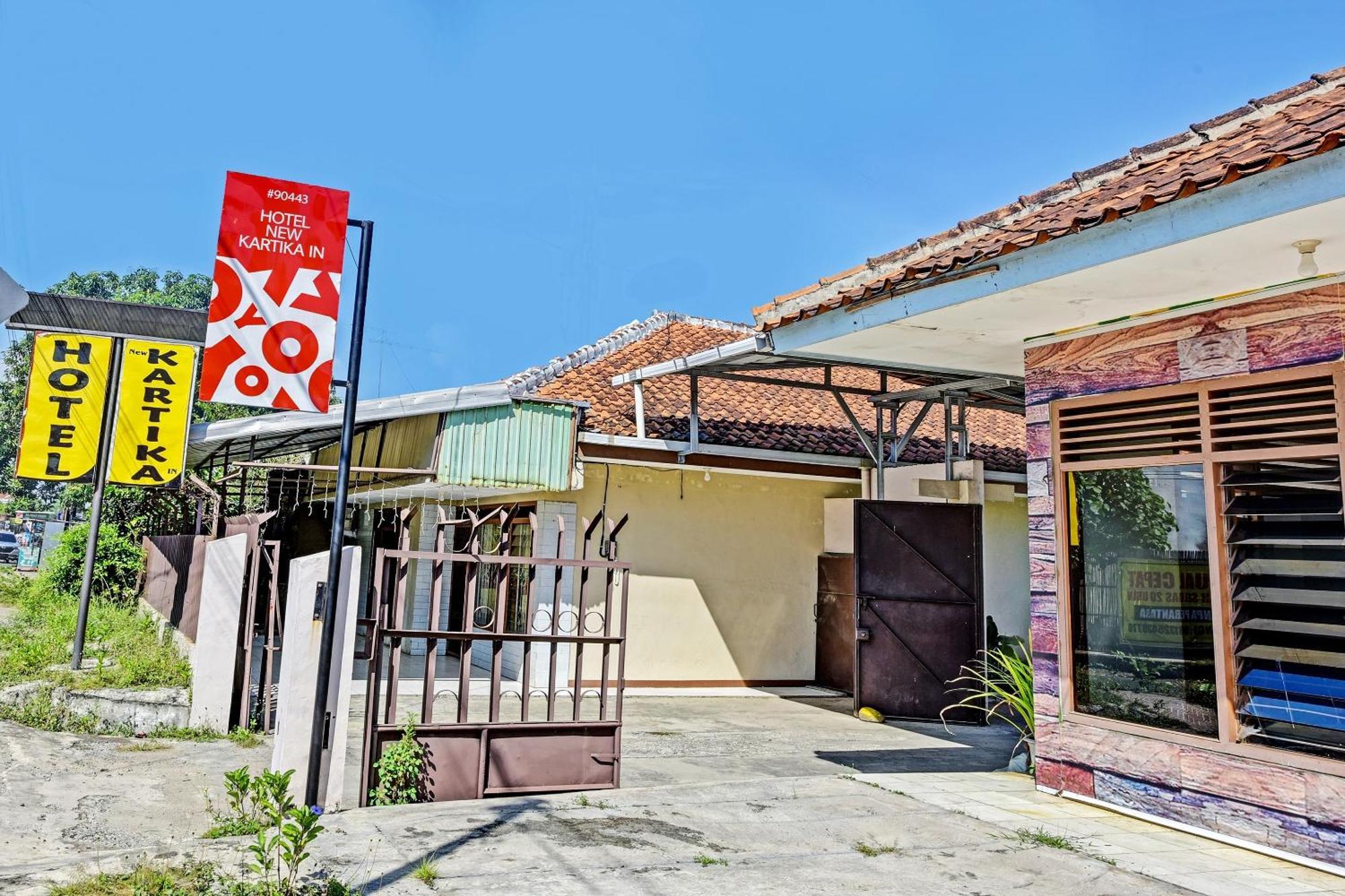 Oyo 90443 Hotel New Kartika In Cilopadang ภายนอก รูปภาพ